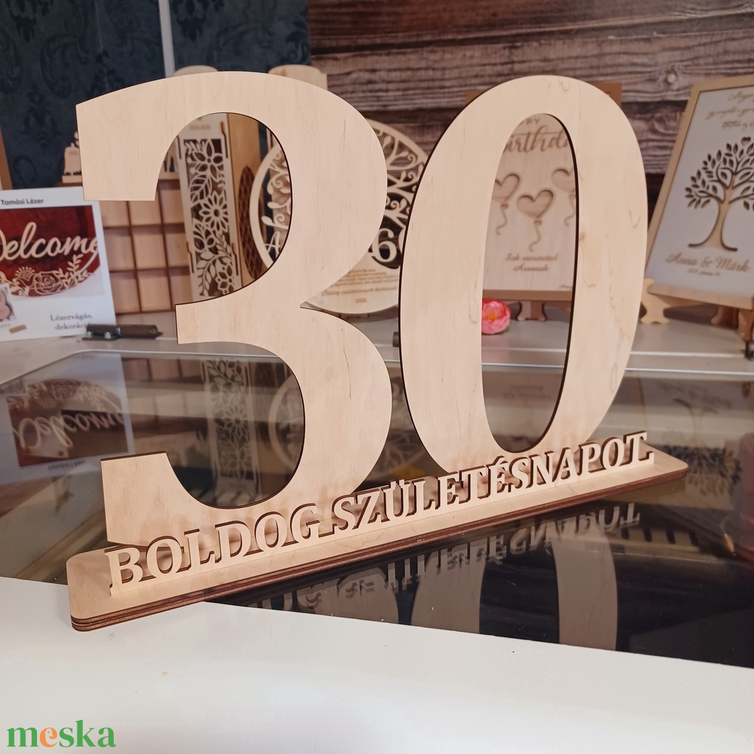 Szülinapra asztaldísz fából - otthon & életmód - dekoráció - asztal és polc dekoráció - gravírozott táblák - Meska.hu