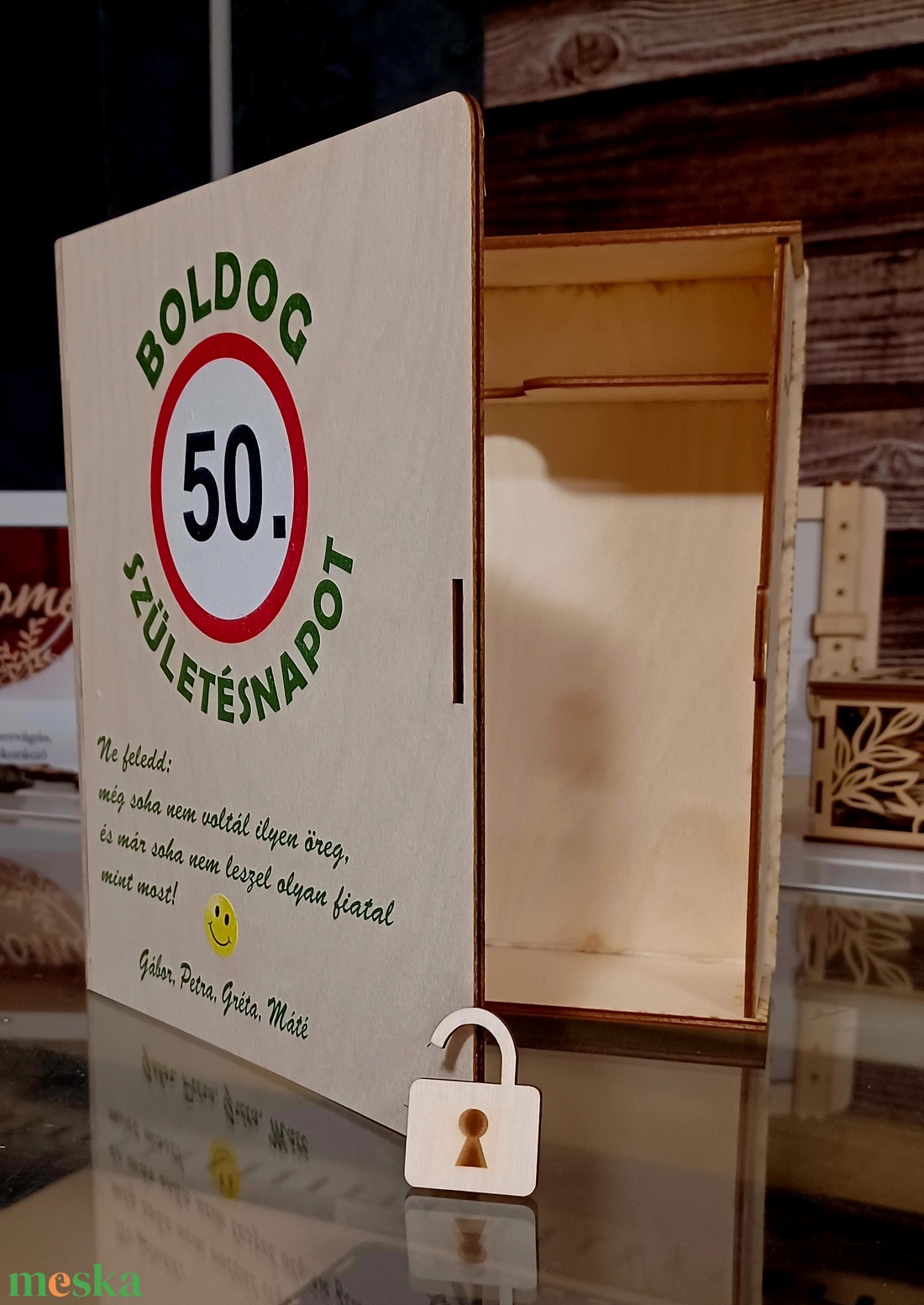 Egyedi italos ajándékdoboz � különleges meglepetés férfiaknak - otthon & életmód - konyhafelszerelés, tálalás - italos kellékek - boros díszdoboz - Meska.hu