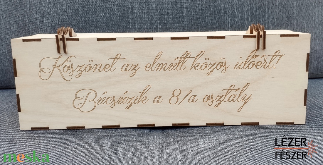Boros fadoboz - Tökéletes ajándék és emlékőrző! - otthon & életmód - konyhafelszerelés, tálalás - tálalás - bortartó - Meska.hu Boros fadoboz - Tökéletes ajándék és emlékőrző! - otthon & életmód - konyhafelszerelés, tálalás - tálalás - bortartó - Meska.hu
