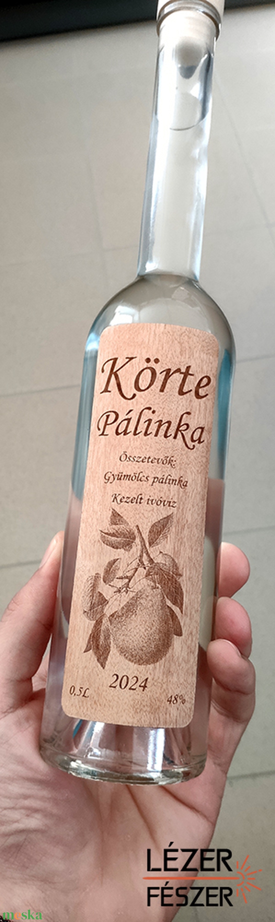 Egyedi gravírozott fa furnér címke - művészet - címkék, gyufásdobozok - Meska.hu Egyedi gravírozott fa furnér címke - művészet - címkék, gyufásdobozok - Meska.hu