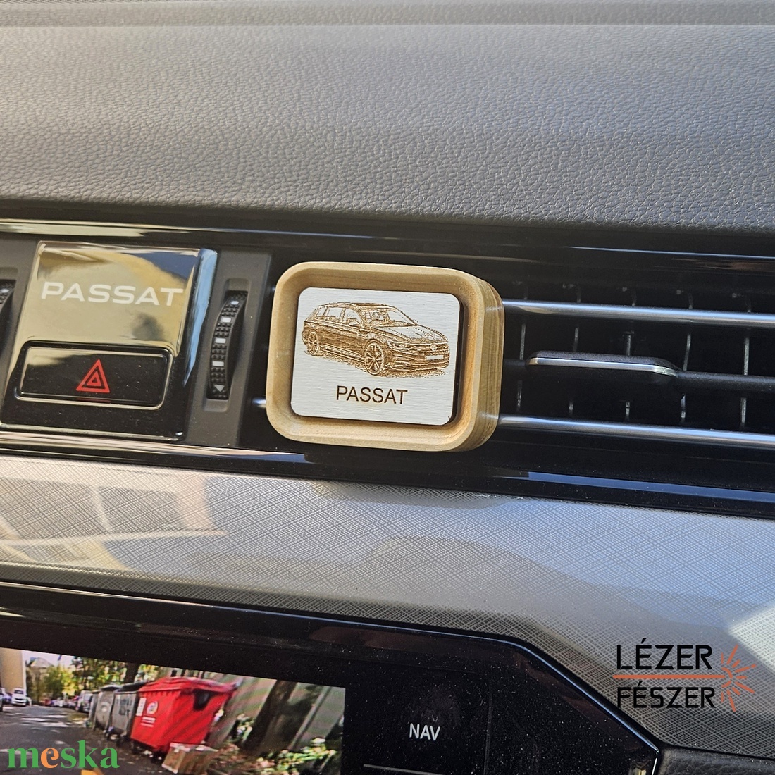 Fa autóillatosító cserélhető előlappal - otthon & életmód - autó - autós illatosító - Meska.hu