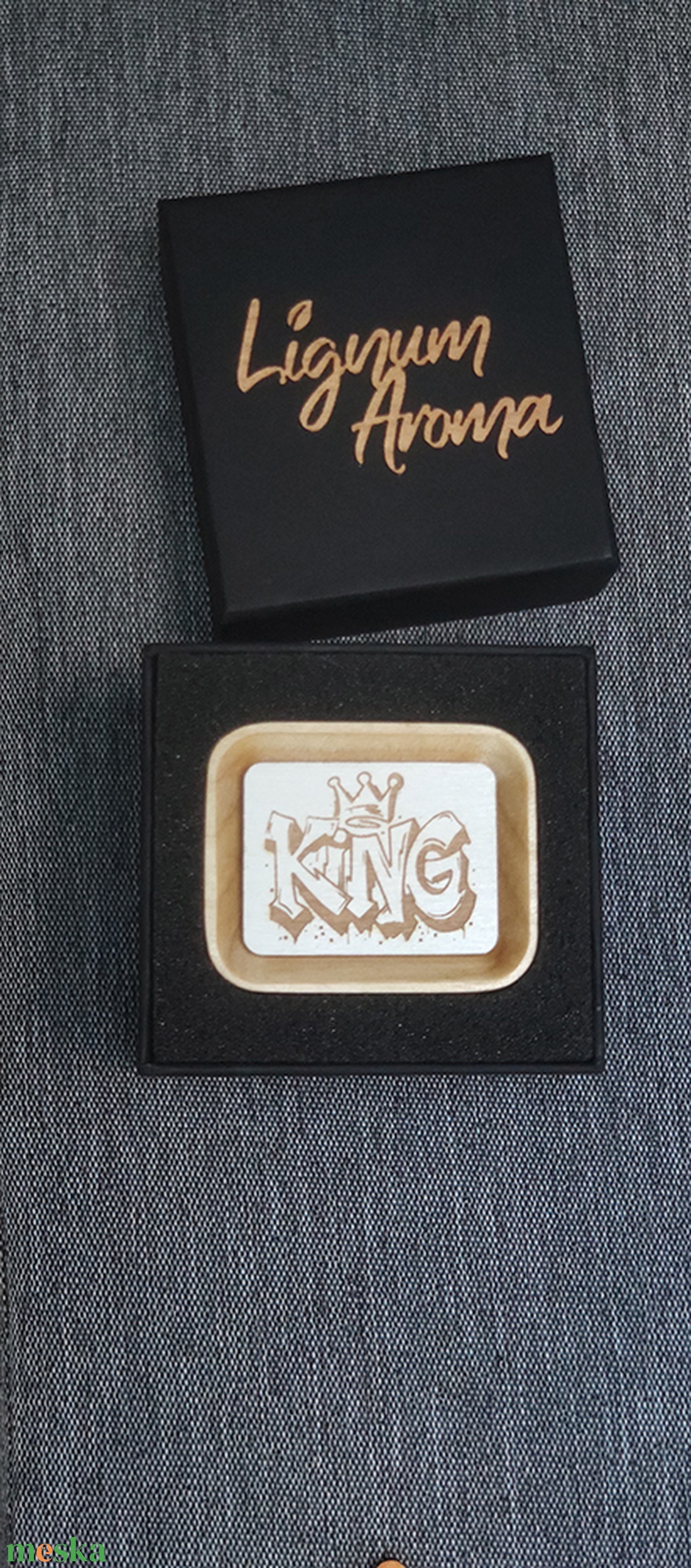 Fa autóillatosító cserélhető előlappal - otthon & életmód - autó - autós illatosító - Meska.hu