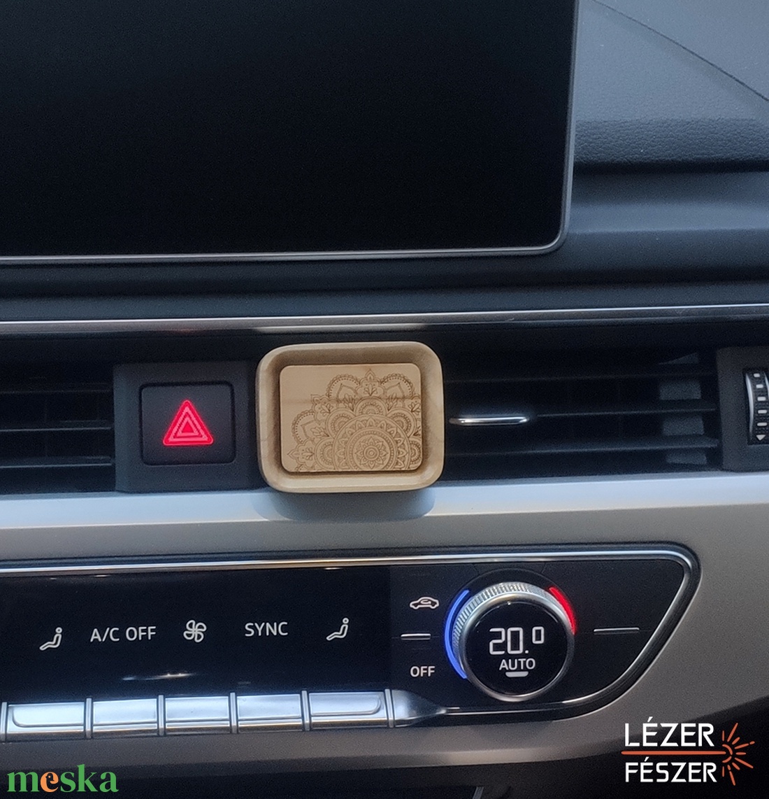 Fa autóillatosító cserélhető előlappal - otthon & életmód - autó - autós illatosító - Meska.hu