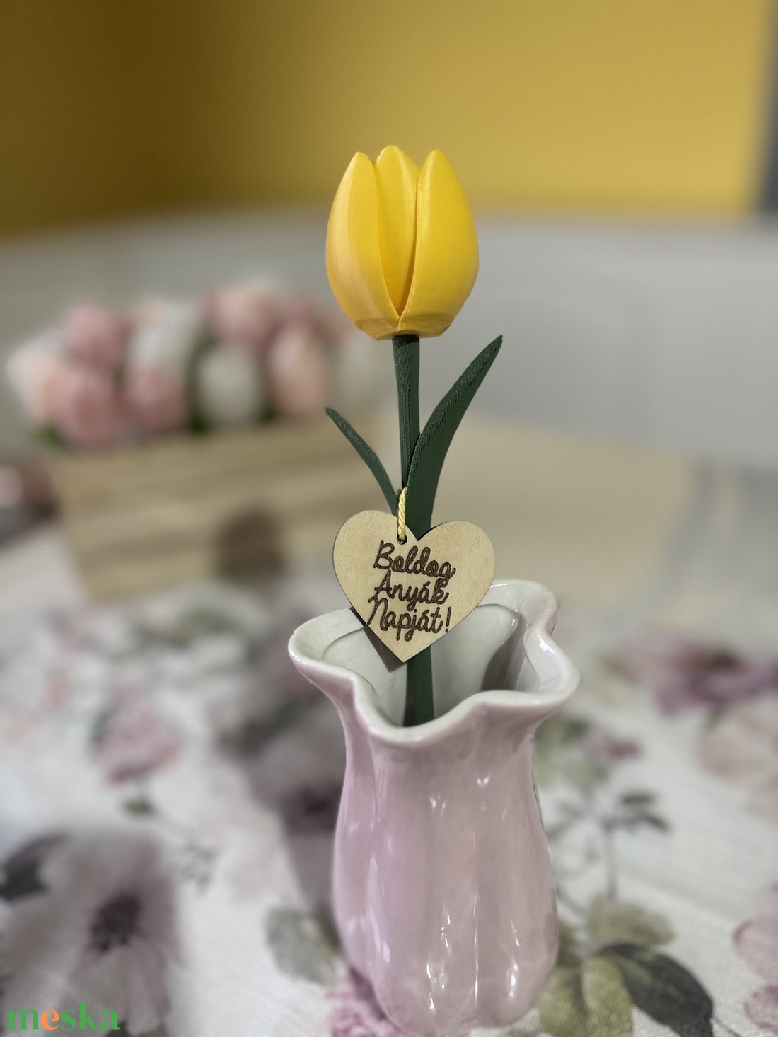 Anyák napi tulipán bilétával - otthon & életmód - virágdekoráció - virágdíszek - asztali virágdísz - Meska.hu