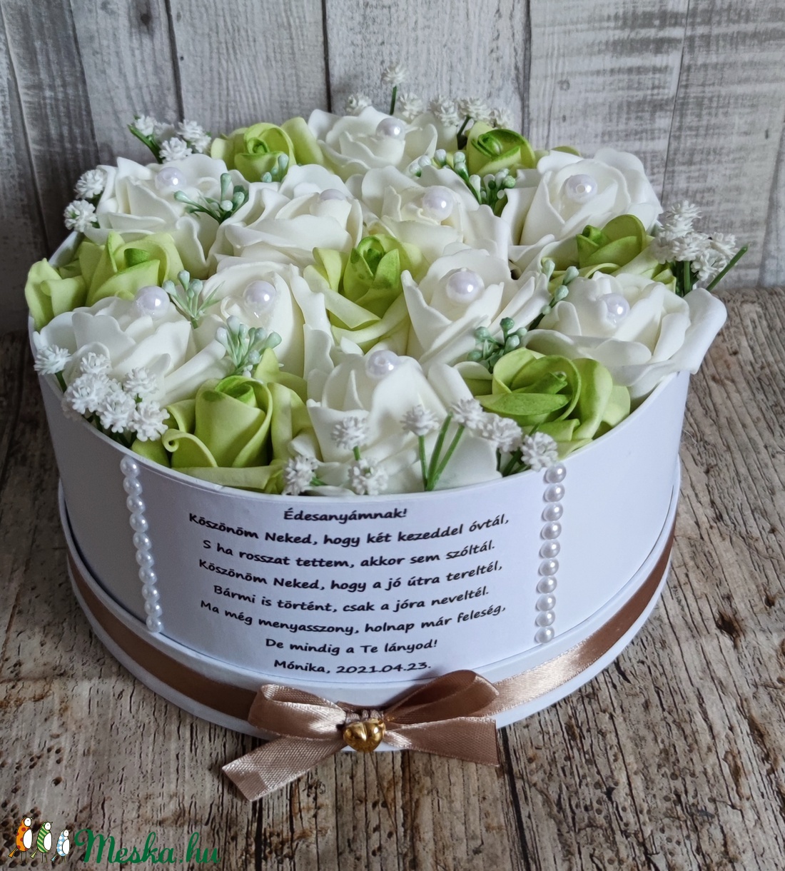 Szülőköszöntő virágbox esküvőre zöld-fehér - esküvő - emlék & ajándék - szülőköszöntő ajándék - Meska.hu