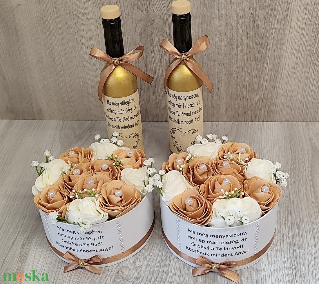 Szülőköszöntő szett tea-fehér-arany virágboxokkal - esküvő - emlék & ajándék - szülőköszöntő ajándék - Meska.hu Szülőköszöntő szett tea-fehér-arany virágboxokkal - esküvő - emlék & ajándék - szülőköszöntő ajándék - Meska.hu