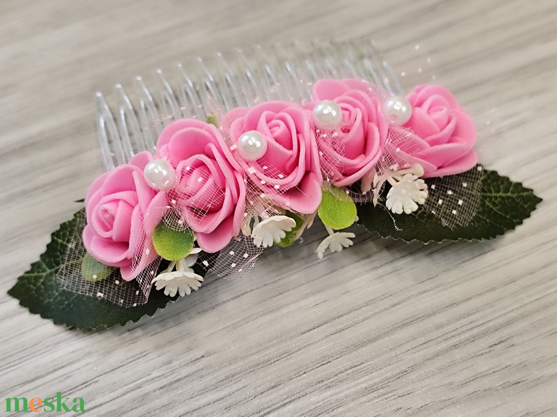 Menyasszonyi fésűs hajdísz pink - esküvő - hajdísz - fésűs hajdísz - Meska.hu Menyasszonyi fésűs hajdísz pink - esküvő - hajdísz - fésűs hajdísz - Meska.hu