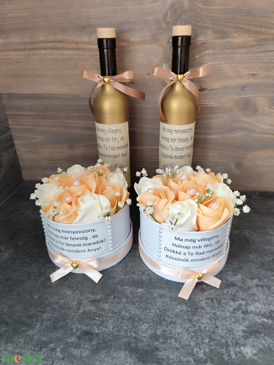 Szülőköszöntő szett barack-fehér - esküvő - emlék & ajándék - szülőköszöntő ajándék - Meska.hu