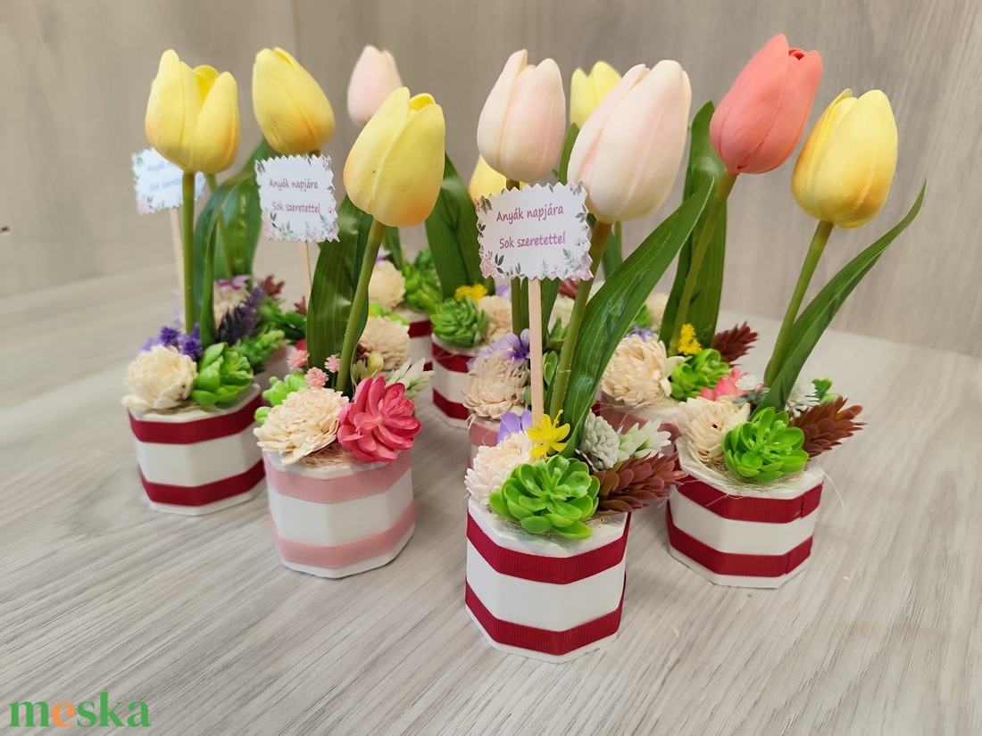 Anyák napi dekor-tulipán - otthon & életmód - dekoráció - asztal és polc dekoráció - asztaldísz - Meska.hu Anyák napi dekor-tulipán - otthon & életmód - dekoráció - asztal és polc dekoráció - asztaldísz - Meska.hu