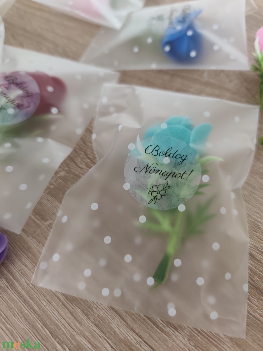 Nőnapi apróság  rokonoknak, ismerősöknek, kollégáknak - otthon & életmód - dekoráció - asztal és polc dekoráció - asztaldísz - Meska.hu
