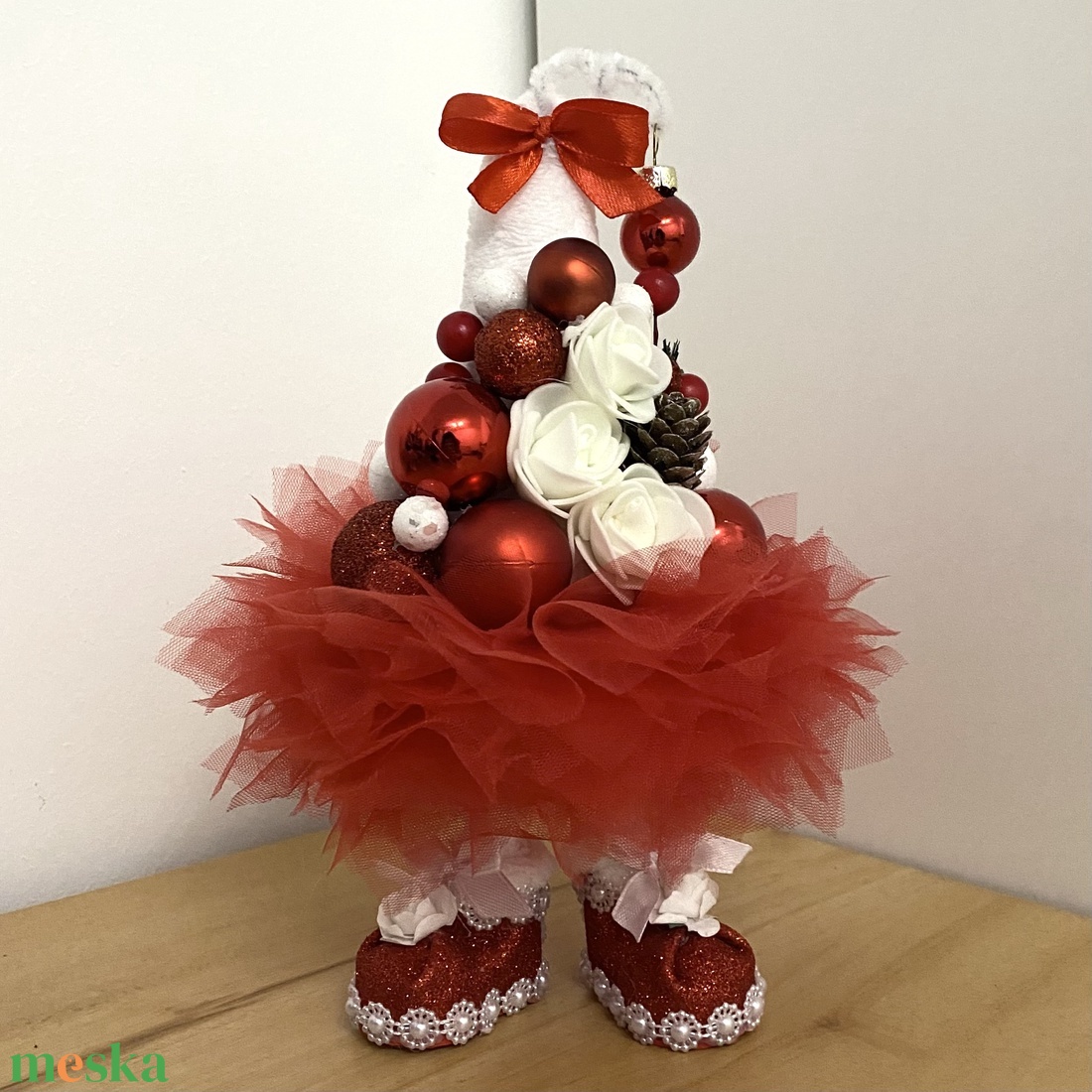 Karácsonyi manó KÖZEPES (fehér-piros) - karácsony - karácsonyi lakásdekoráció - karácsonyi manók, figurák - Meska.hu