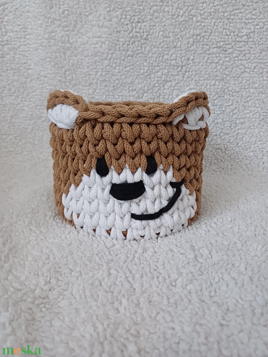 Horgolt tároló - otthon & életmód - dekoráció - asztal és polc dekoráció - horgolt & csipketerítő - Meska.hu