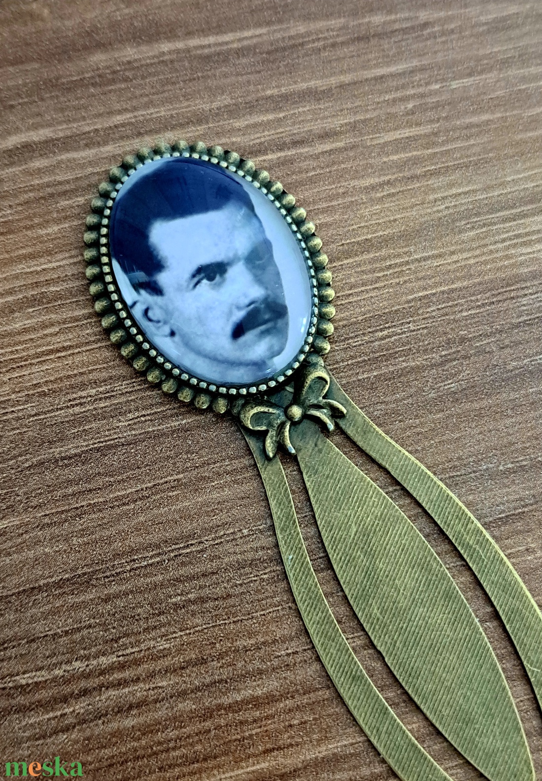 Híres magyar íróink sorozat - könyv & zene - könyvjelző - Meska.hu Híres magyar íróink sorozat - könyv & zene - könyvjelző - Meska.hu