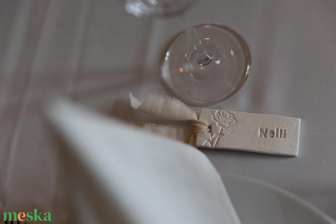 Ültető névtábla - esküvő - meghívó & kártya - ültetési rend - Meska.hu