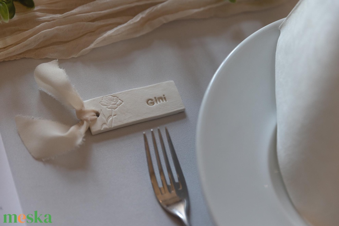 Ültető névtábla - esküvő - meghívó & kártya - ültetési rend - Meska.hu