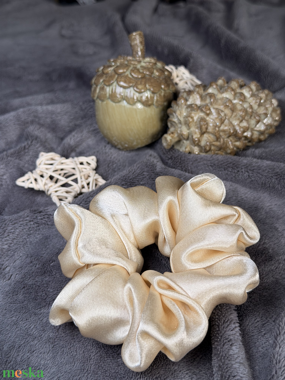 Arany scrunchie hajgumi - ruha & divat - hajdísz & hajcsat - hajgumi - Meska.hu