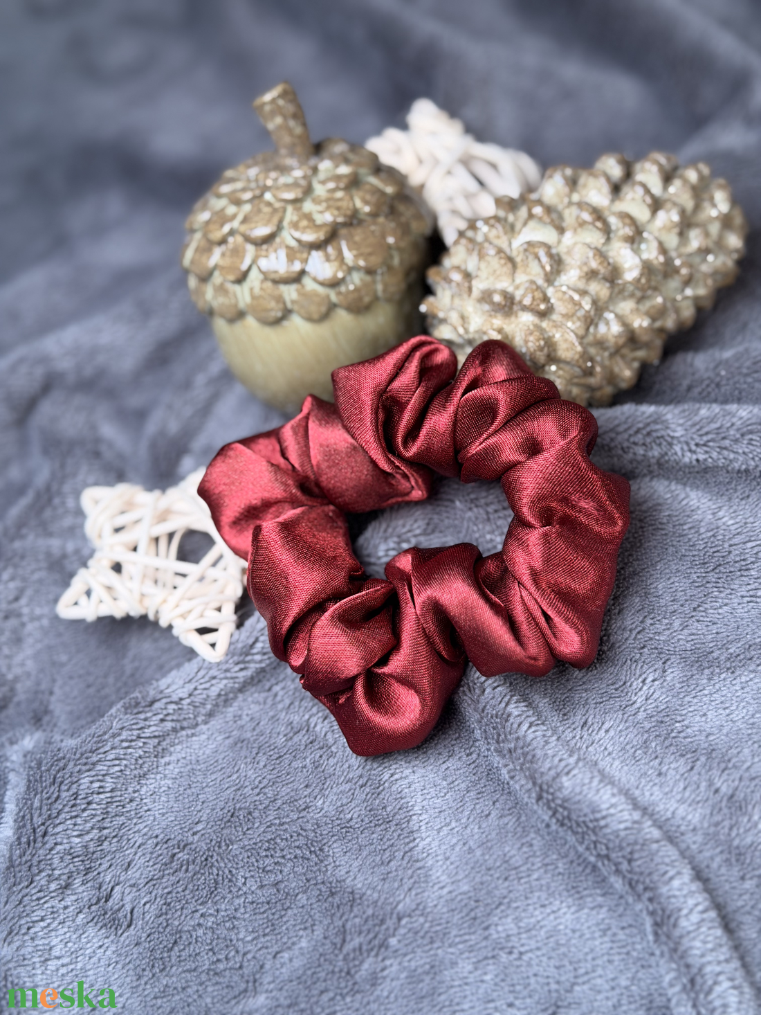 Bordó scrunchie hajgumi - ruha & divat - hajdísz & hajcsat - hajgumi - Meska.hu