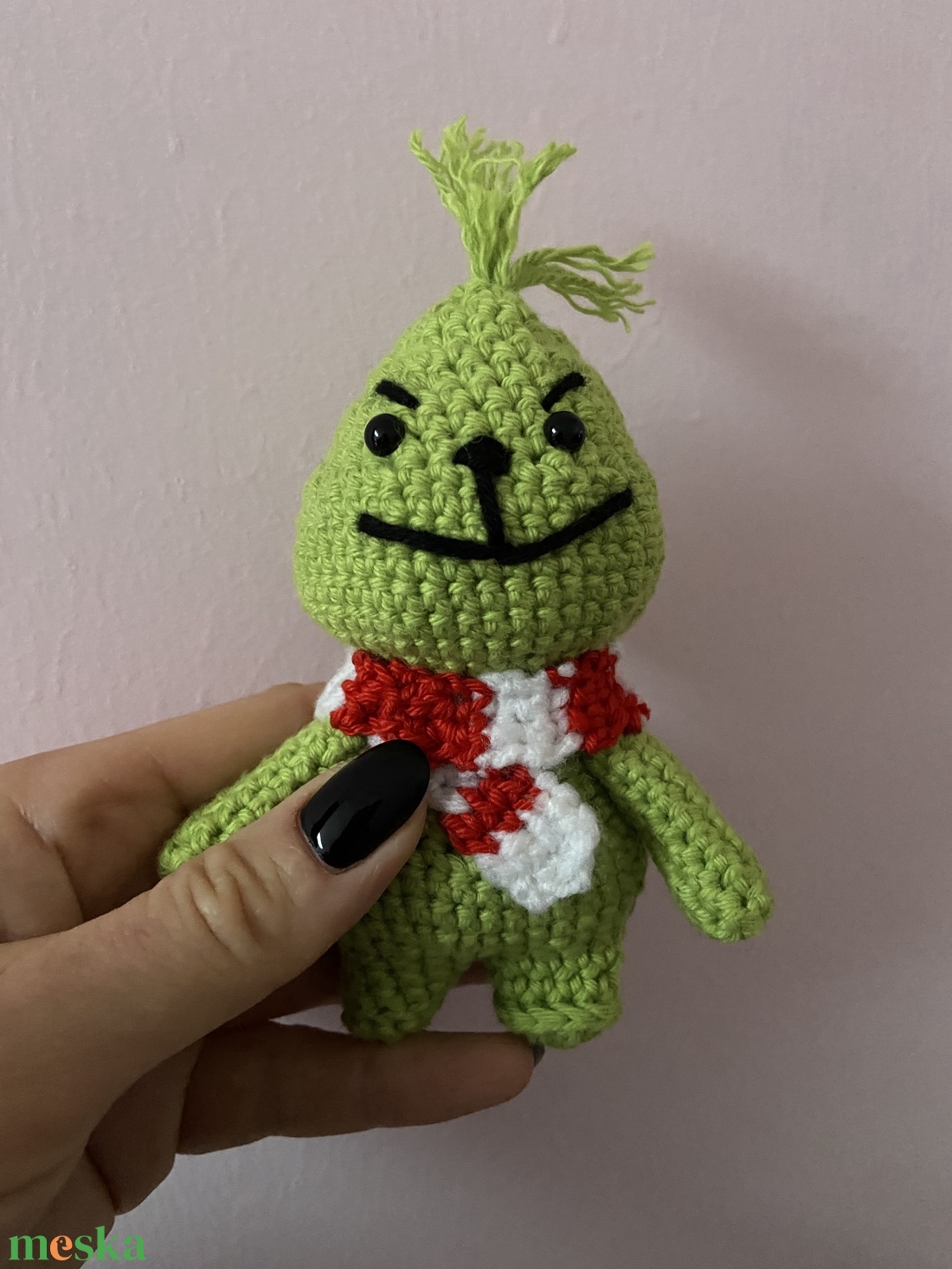 Mini horgolt Grincs - karácsony - karácsonyi lakásdekoráció - karácsonyi manók, figurák - Meska.hu