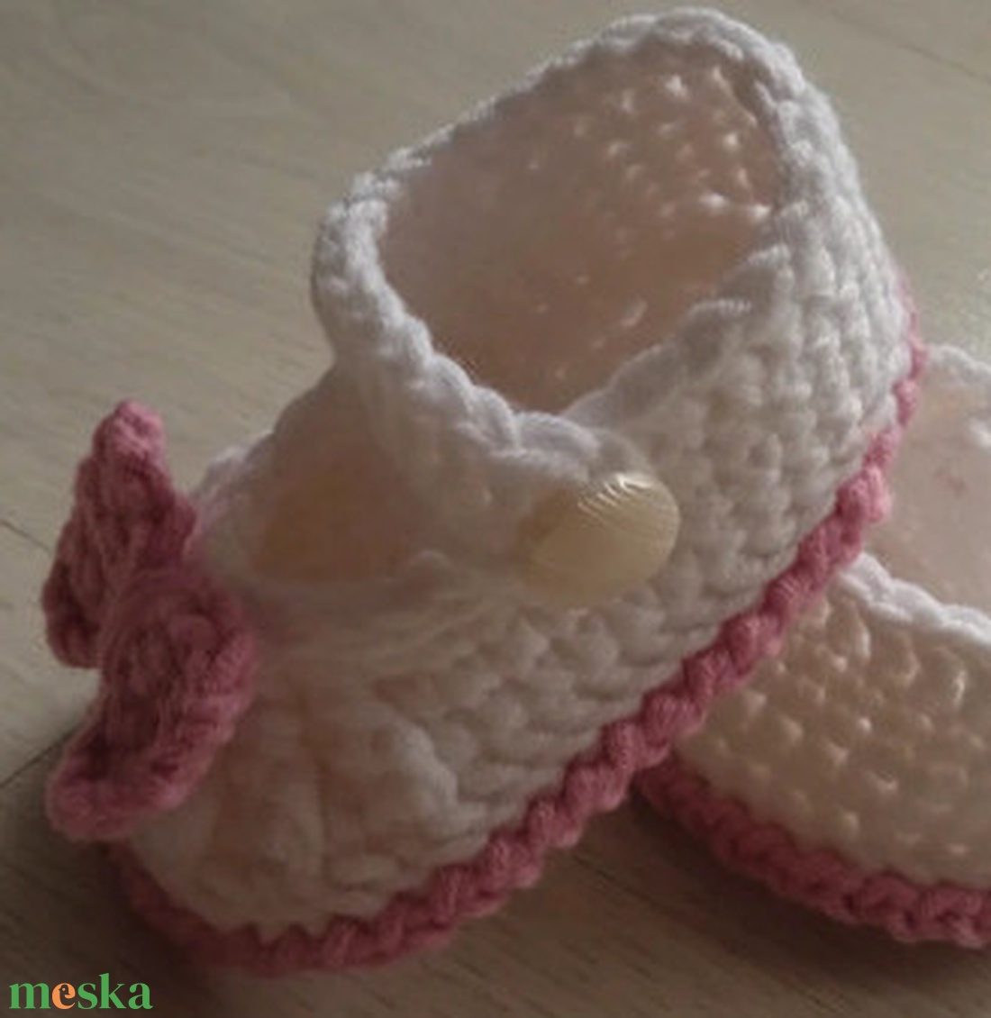 Gombos-masnis babacipő - ruha & divat - gyerekruha - Meska.hu