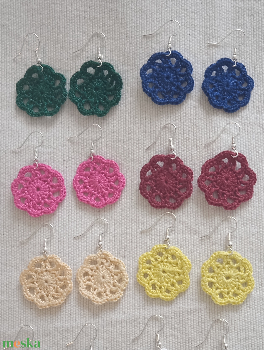 Horgolt mini fülbevaló - ékszer - fülbevaló - lógós kerek fülbevaló - Meska.hu Horgolt mini fülbevaló - ékszer - fülbevaló - lógós kerek fülbevaló - Meska.hu