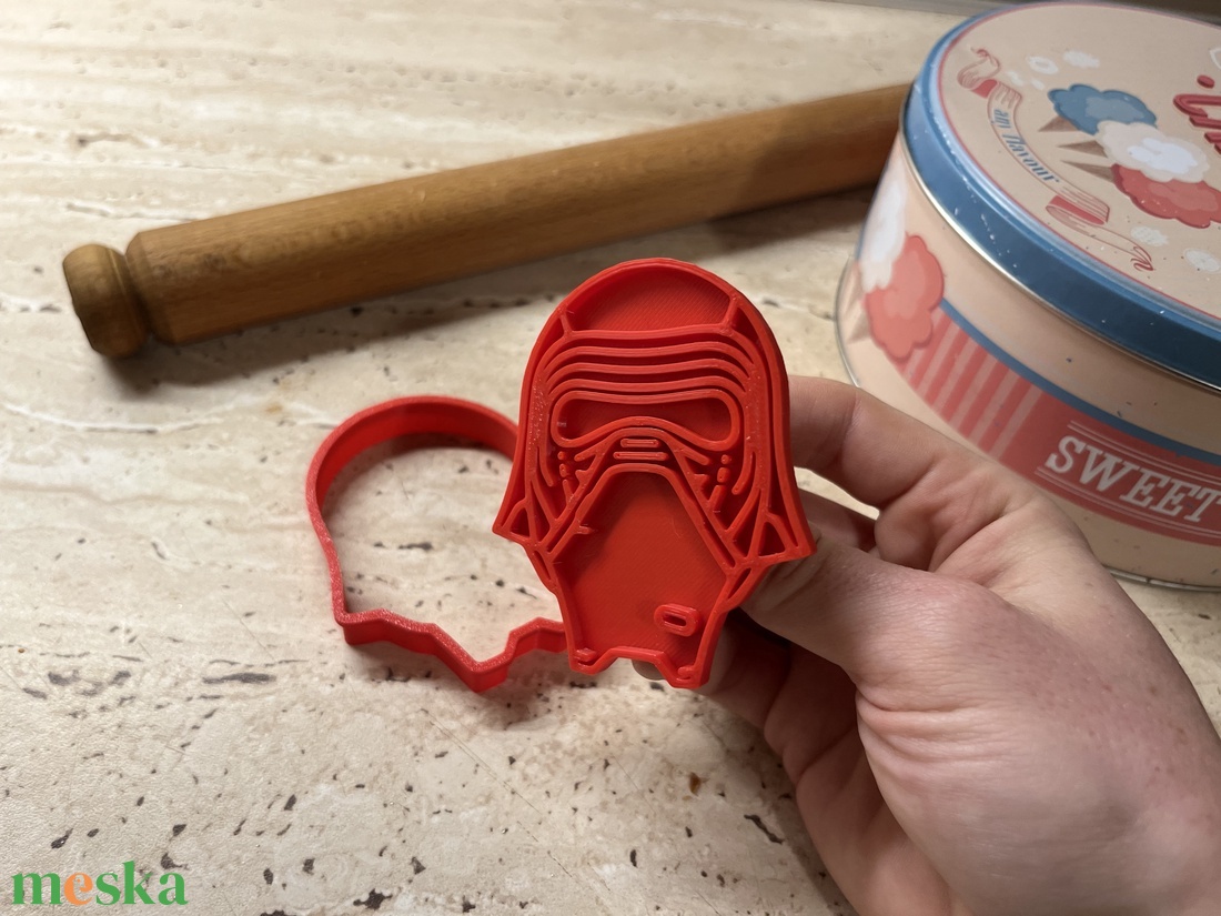 Kylo Ren Sütikiszúró - otthon & életmód - konyhafelszerelés, tálalás - sütés, főzés - sütikiszúró - Meska.hu
