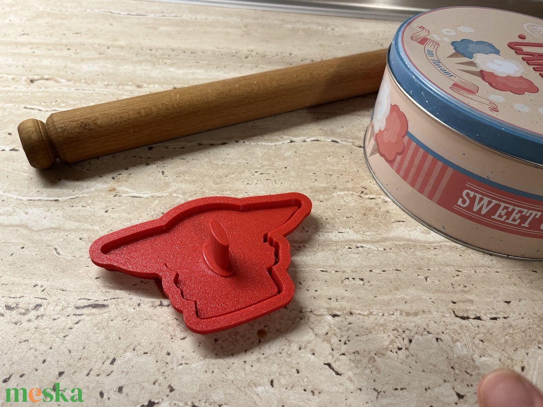 Baby Yoda Sütikiszúró - otthon & életmód - konyhafelszerelés, tálalás - sütés, főzés - sütikiszúró - Meska.hu