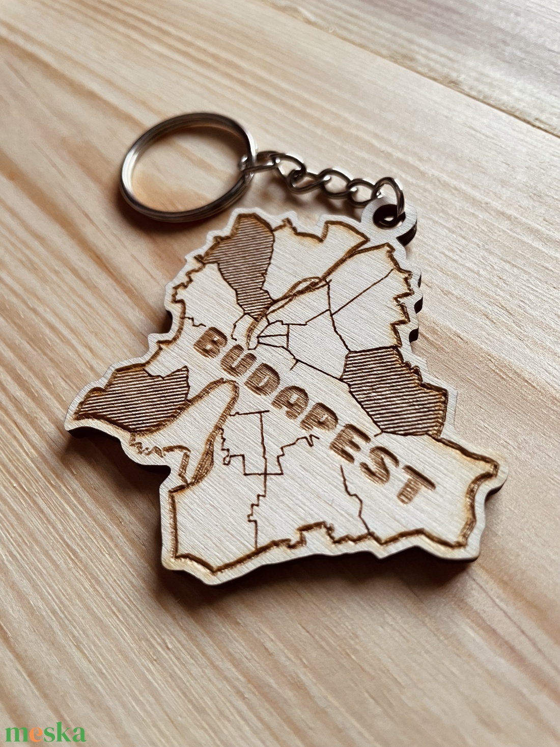 Budapest fa kulcstartó - táska & tok - kulcstartó & táskadísz - kulcstartó - Meska.hu