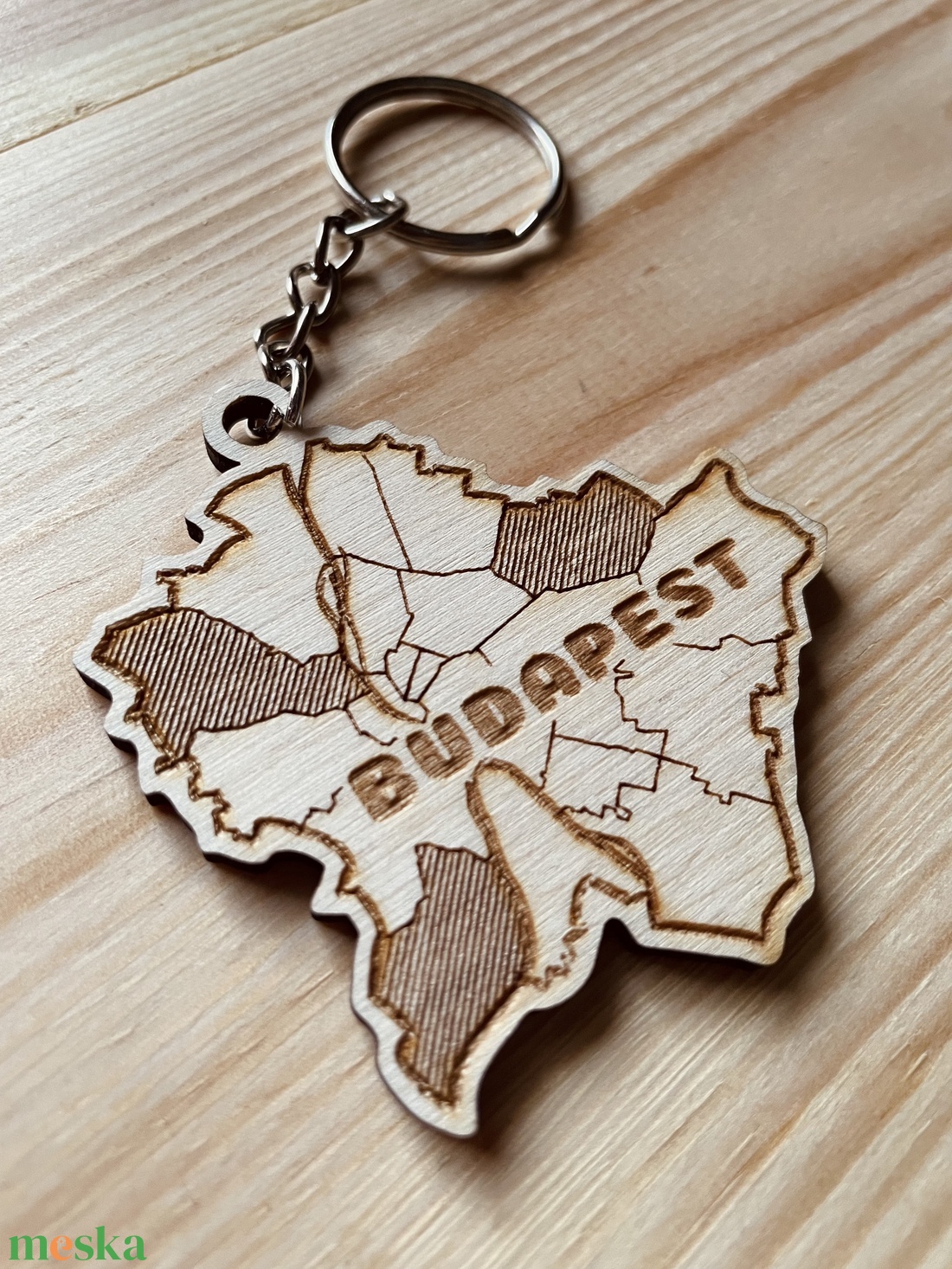 Budapest fa kulcstartó - táska & tok - kulcstartó & táskadísz - kulcstartó - Meska.hu