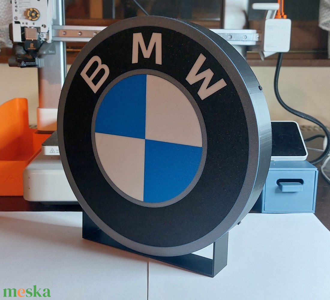 BMW világító hangulatlámpa. Lightbox - otthon & életmód - dekoráció - asztal és polc dekoráció - asztaldísz - Meska.hu BMW világító hangulatlámpa. Lightbox - otthon & életmód - dekoráció - asztal és polc dekoráció - asztaldísz - Meska.hu