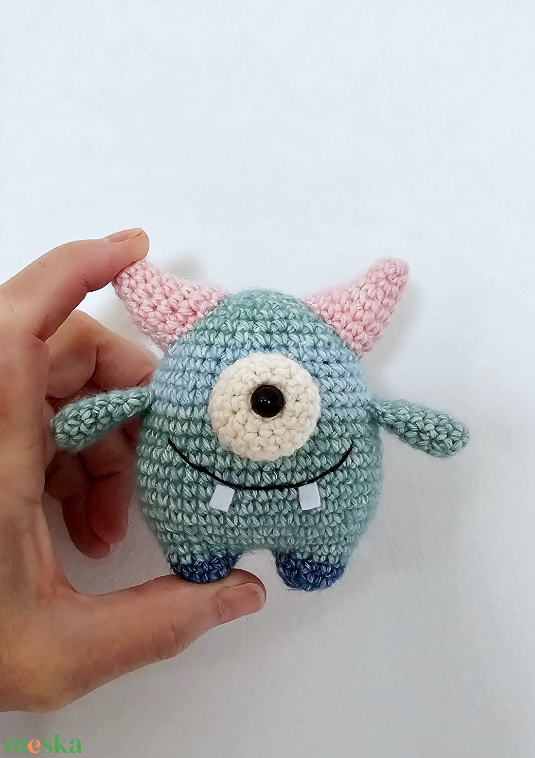 Mini szörny - játék & sport - plüssállat & játékfigura - szörnyike - Meska.hu