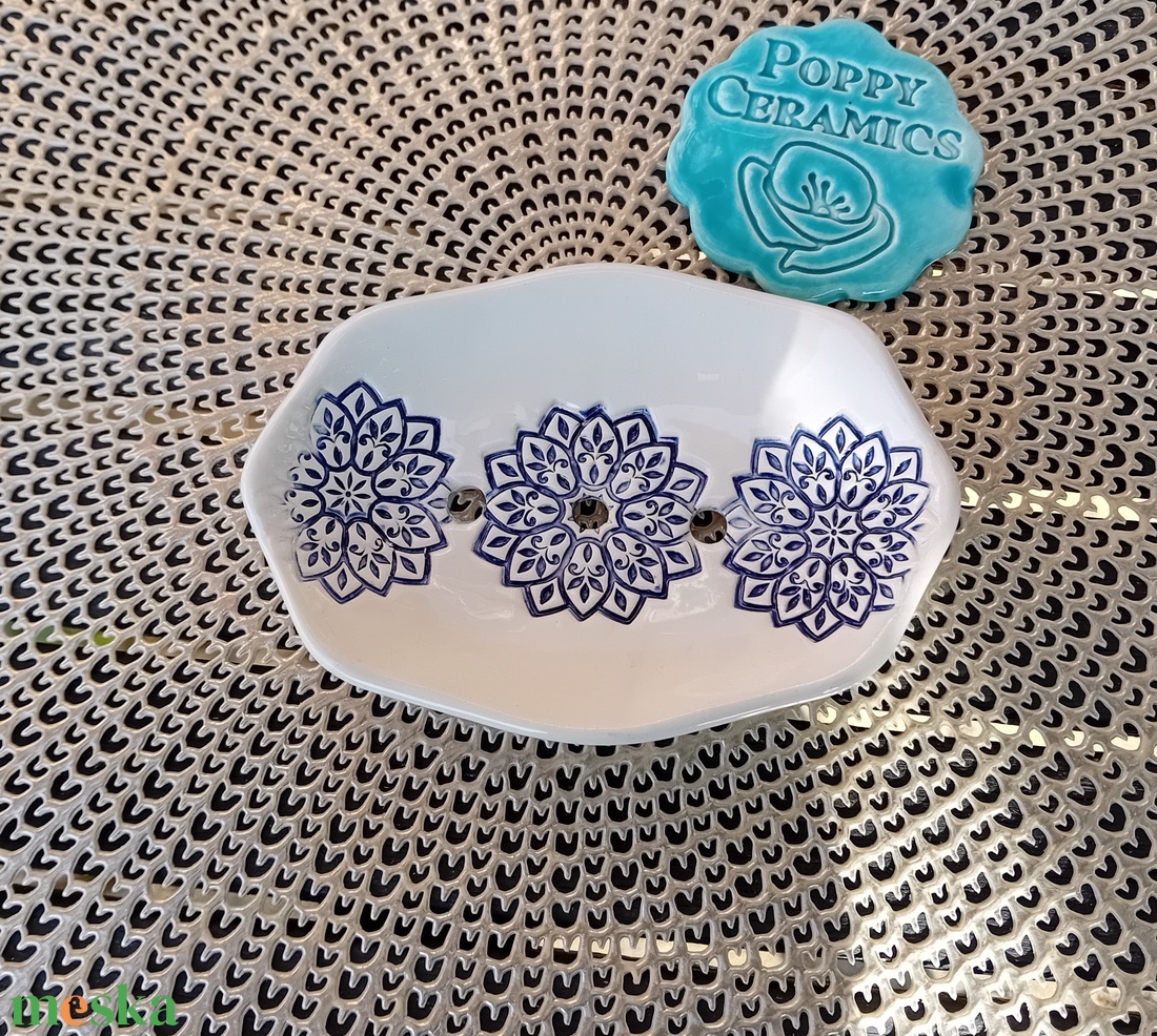 Mandala mintás kerámia szappantartó, fehér-kék - otthon & életmód - fürdőszoba - szappantartó - Meska.hu