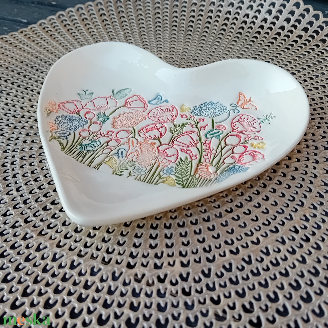 Kerámia tálka, virágmintás szív - otthon & életmód - dekoráció - asztal és polc dekoráció - asztaldísz - Meska.hu