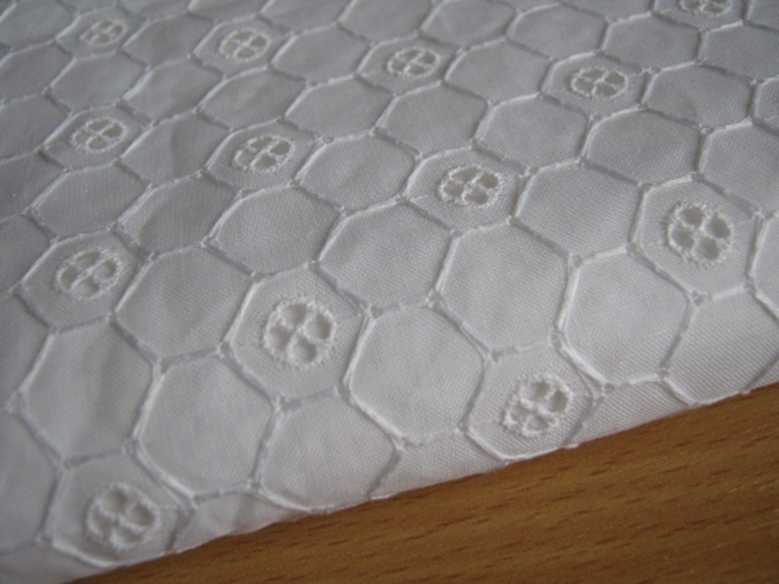 Hófehér madeira anyag - kellékek & szerszámok - méteráru - vászon - Meska.hu