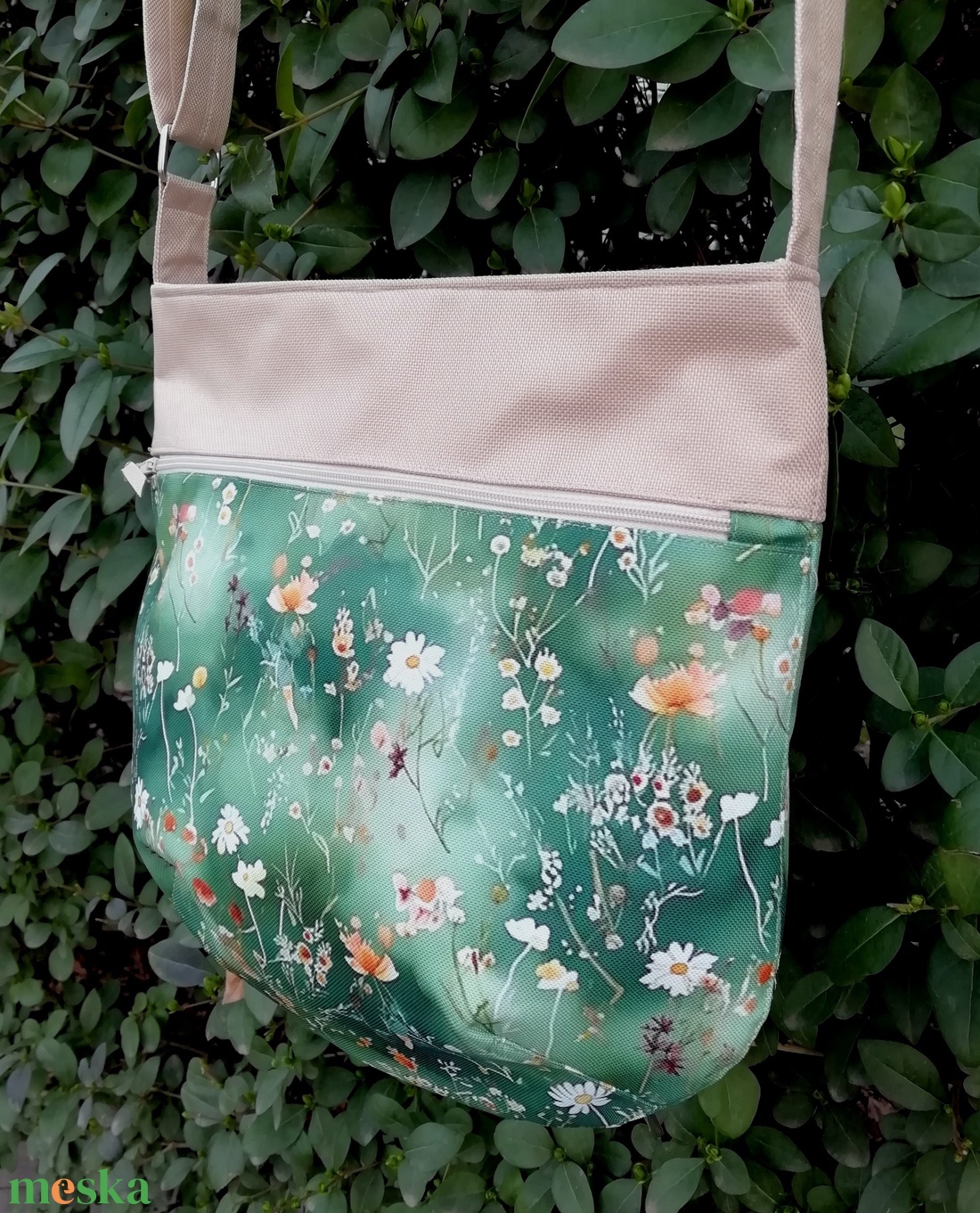 Heléna táska- crossbody - táska & tok - kézitáska & válltáska - vállon átvethető táska - Meska.hu Heléna táska- crossbody - táska & tok - kézitáska & válltáska - vállon átvethető táska - Meska.hu