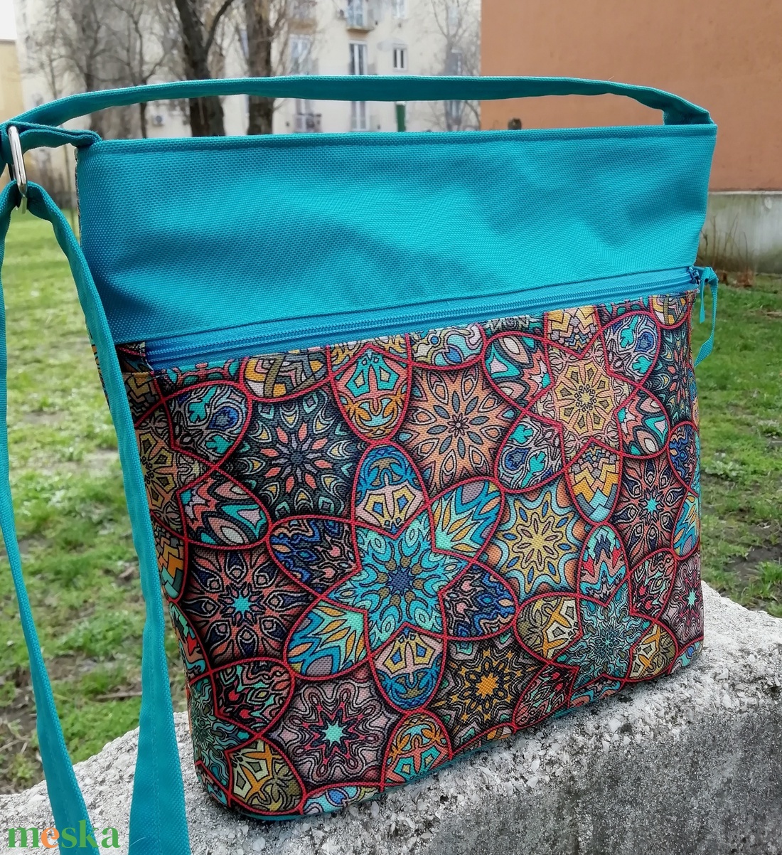 Mandalák - crossbody táska - táska & tok - kézitáska & válltáska - vállon átvethető táska - Meska.hu Mandalák - crossbody táska - táska & tok - kézitáska & válltáska - vállon átvethető táska - Meska.hu