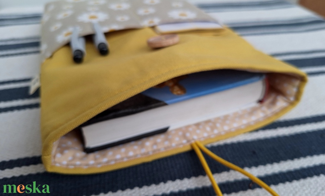 Könyvtok -zsebes - könyv & zene - könyvtok - Meska.hu