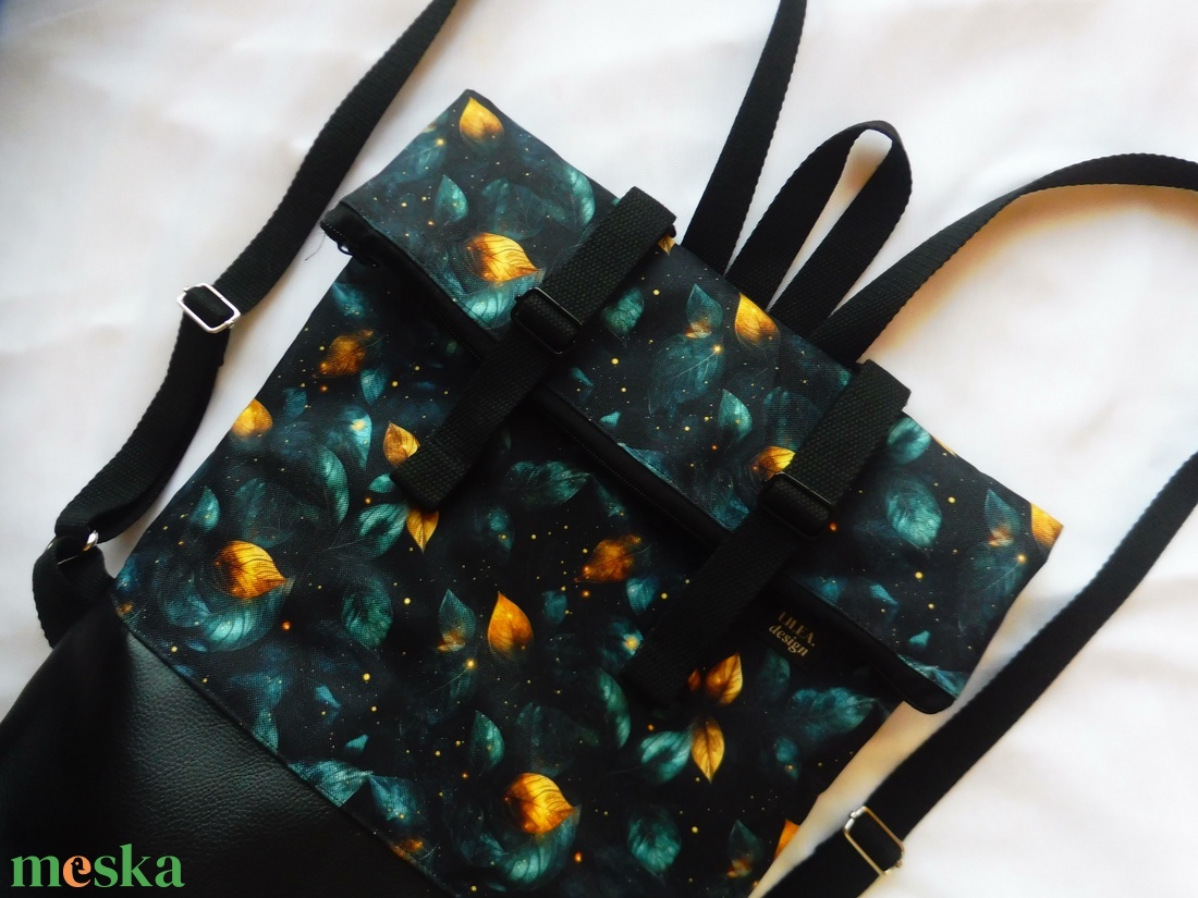 Fekete levél mintás roll up/roll top hátizsák - táska & tok - hátizsák - roll top hátizsák - Meska.hu