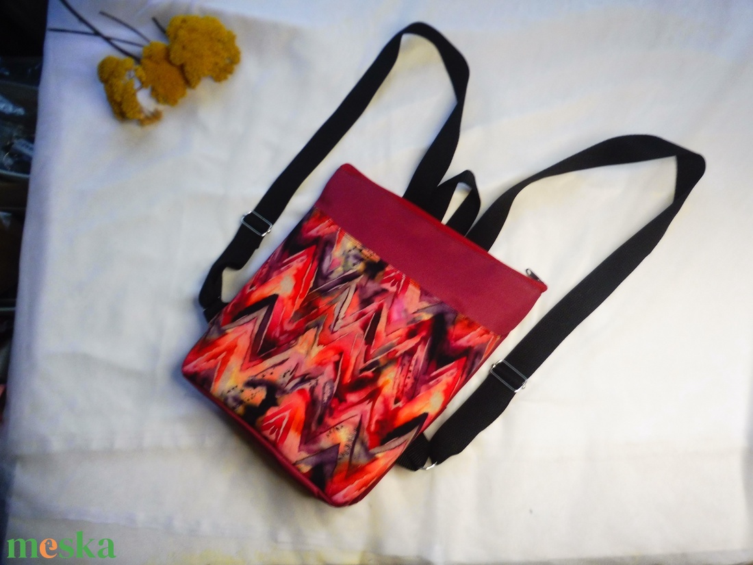 Bordó mintás hátizsák - táska & tok - hátizsák - hátizsák - Meska.hu
