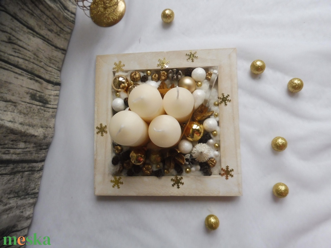 Fehér és arany adventi koszorú - karácsony - adventi díszek - adventi koszorú - Meska.hu