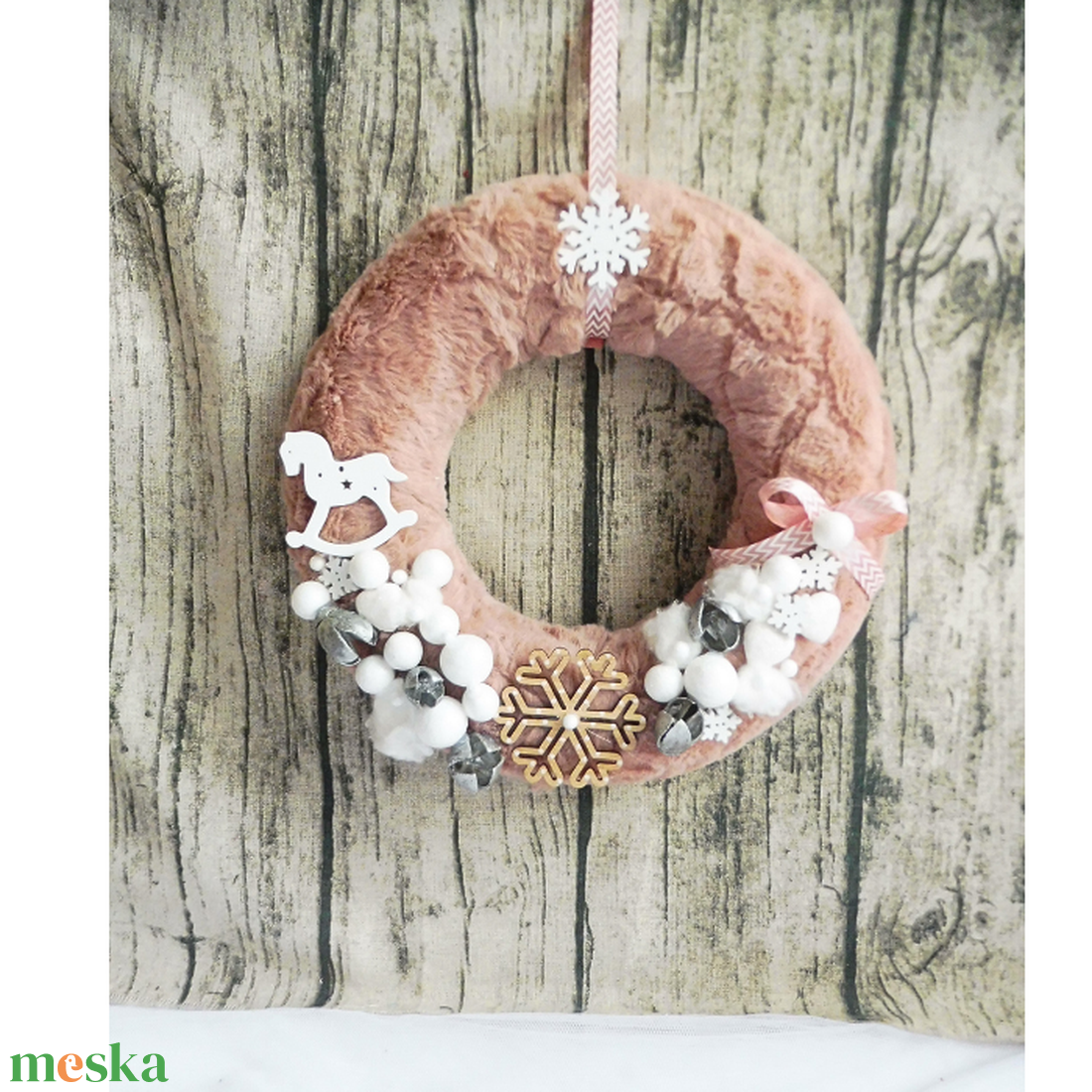 Rózsaszín szőrmés adventi kopogtató - karácsony - adventi díszek - adventi koszorú - Meska.hu