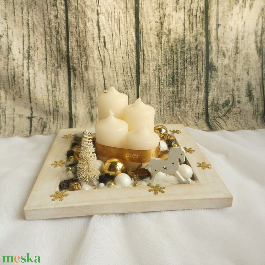 Adventi koszorú fehér és arany - karácsony - adventi díszek - adventi koszorú - Meska.hu