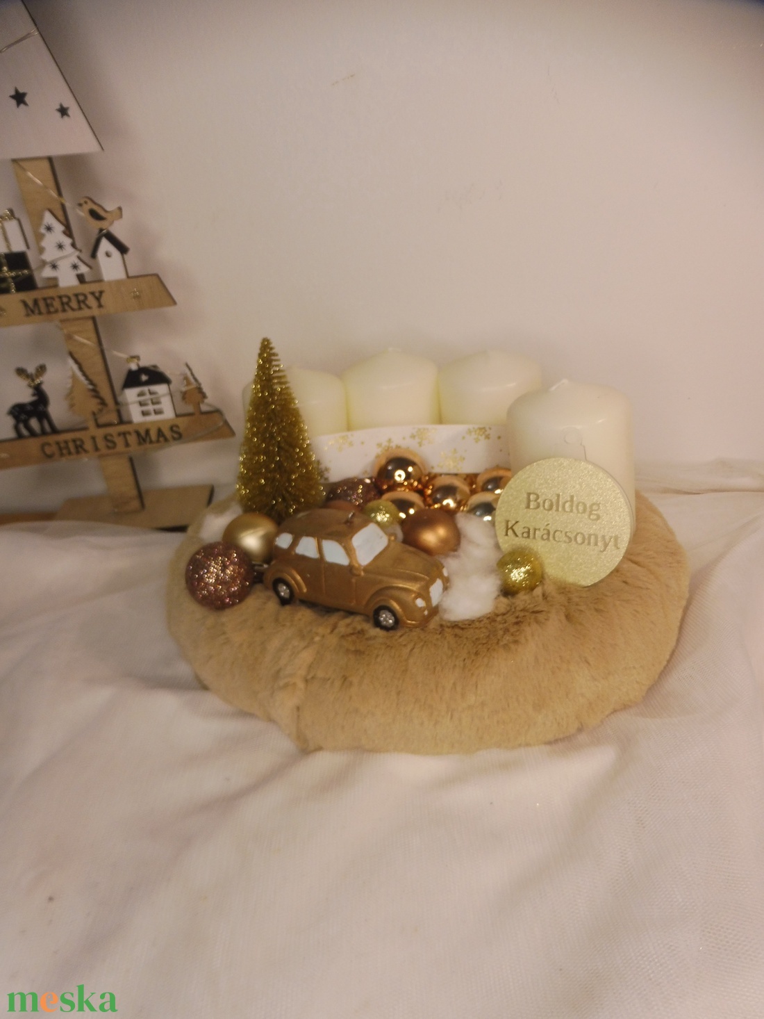 Bézs és arany adventi koszorú kisautóval - karácsony - adventi díszek - adventi koszorú - Meska.hu