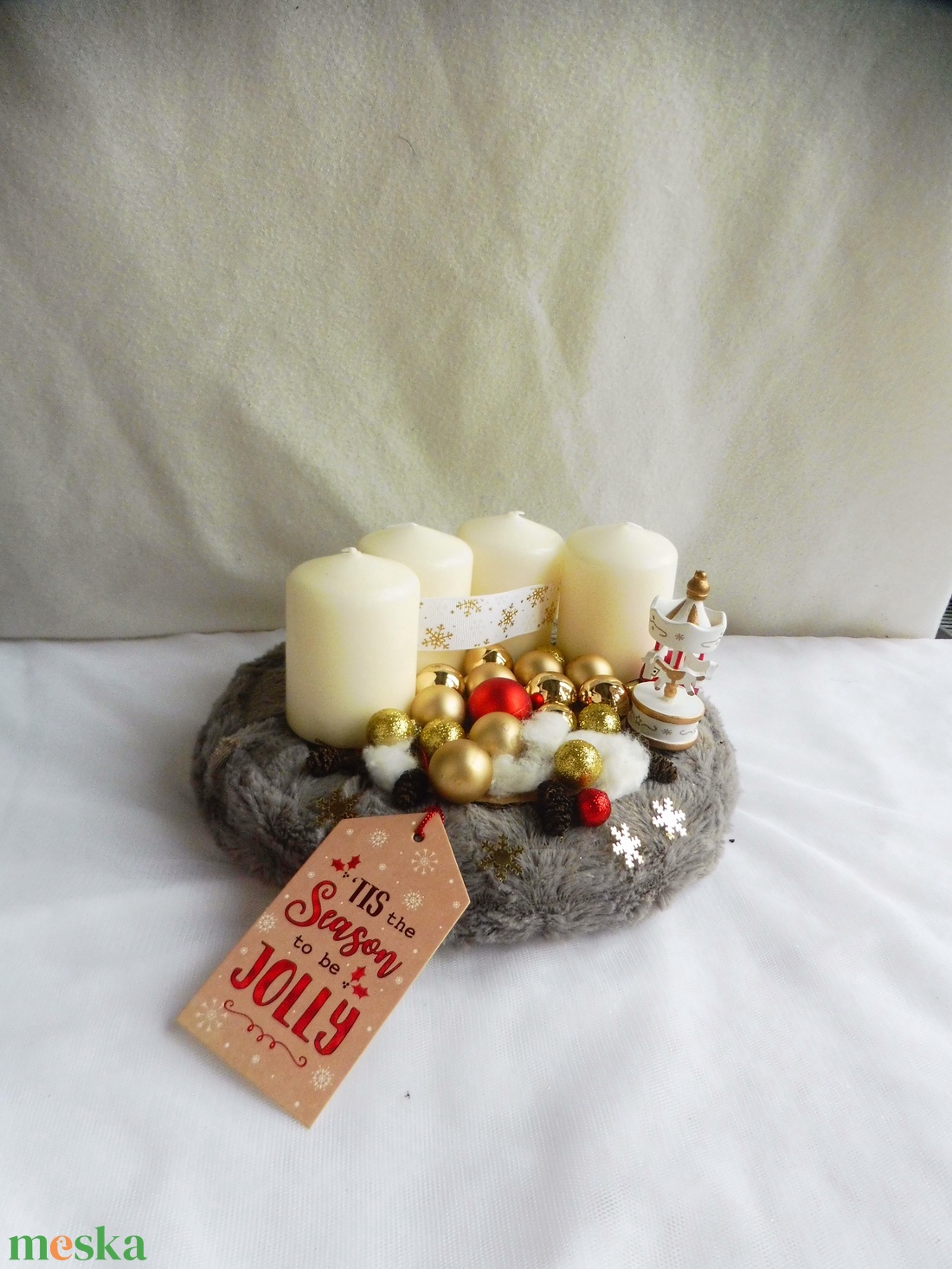 Szürke és piros, arany adventi koszorú - karácsony - adventi díszek - adventi koszorú - Meska.hu