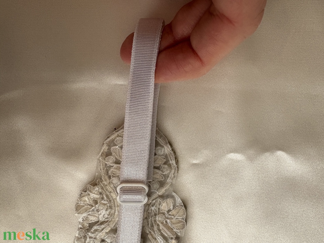 Strasszos harisnyakötő - esküvő - kiegészítők - harisnyatartó & valami kék - Meska.hu