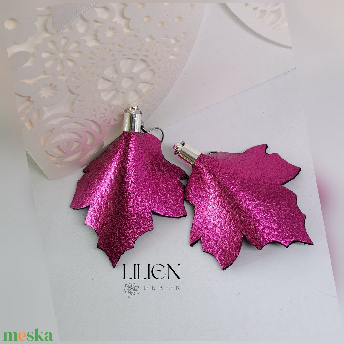 PINK JUHAR bőr fülbevaló - ékszer - fülbevaló - lógó fülbevaló - Meska.hu PINK JUHAR bőr fülbevaló - ékszer - fülbevaló - lógó fülbevaló - Meska.hu