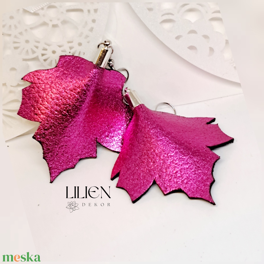 PINK JUHAR bőr fülbevaló - ékszer - fülbevaló - lógó fülbevaló - Meska.hu PINK JUHAR bőr fülbevaló - ékszer - fülbevaló - lógó fülbevaló - Meska.hu