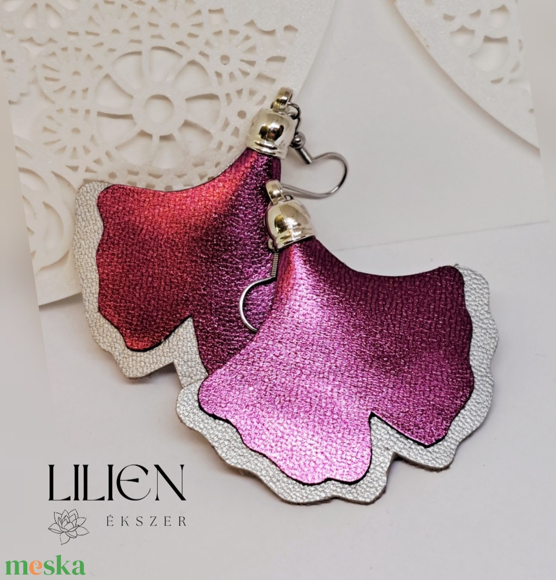 MAGENTA GINKGO  bőr fülbevaló - ékszer - fülbevaló - lógó fülbevaló - Meska.hu