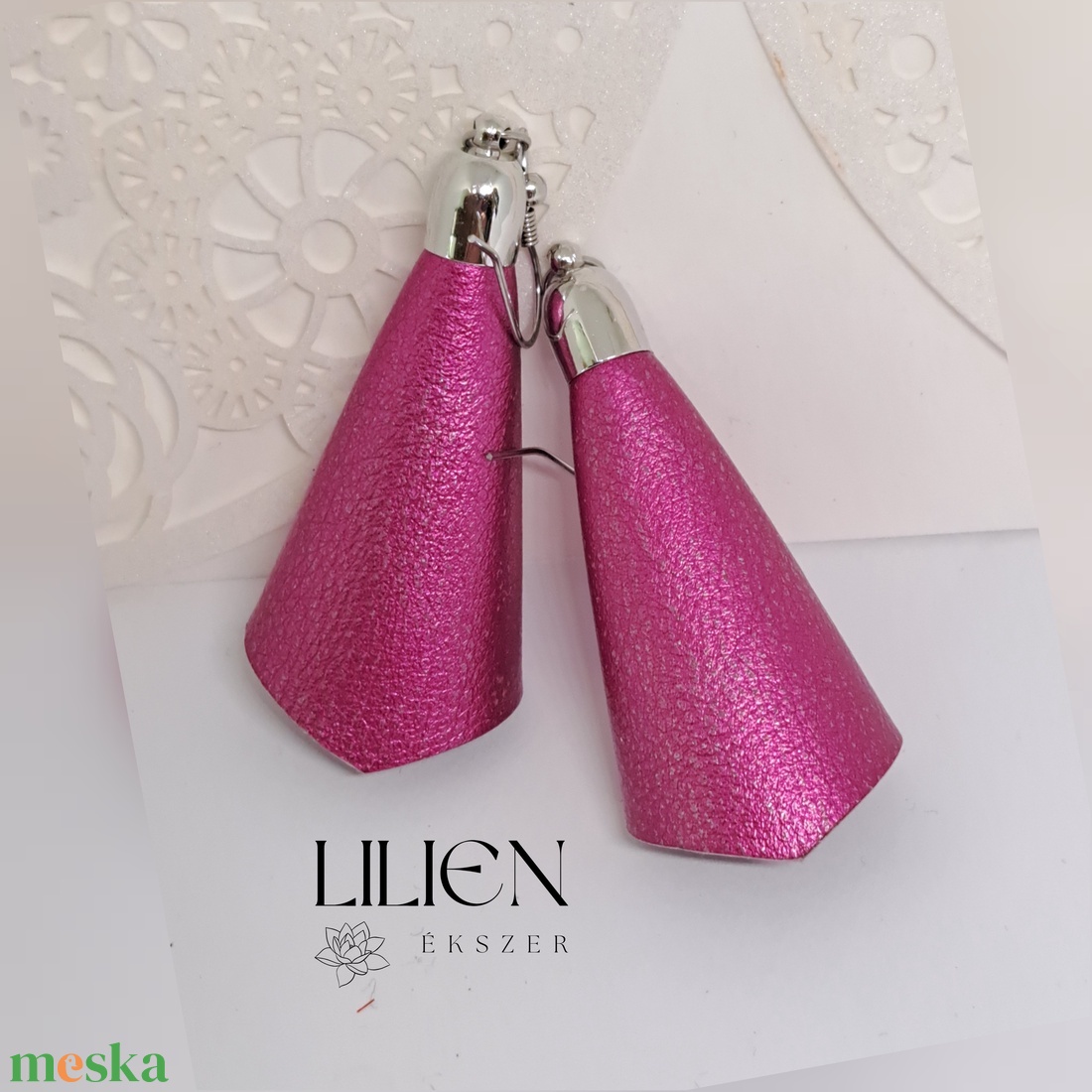 PINK TÖLCSÉR MIDI bőr fülbevaló  - ékszer - fülbevaló - lógó fülbevaló - Meska.hu