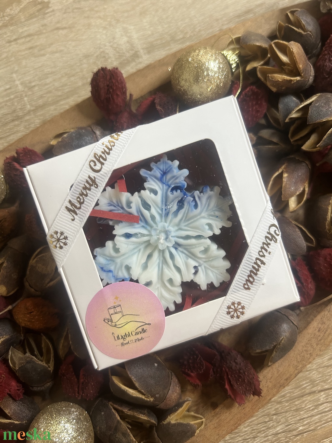 Hópehely alakú formagyertya díszdobozban - esküvő - dekoráció - gyertya & gyertyatartó - Meska.hu