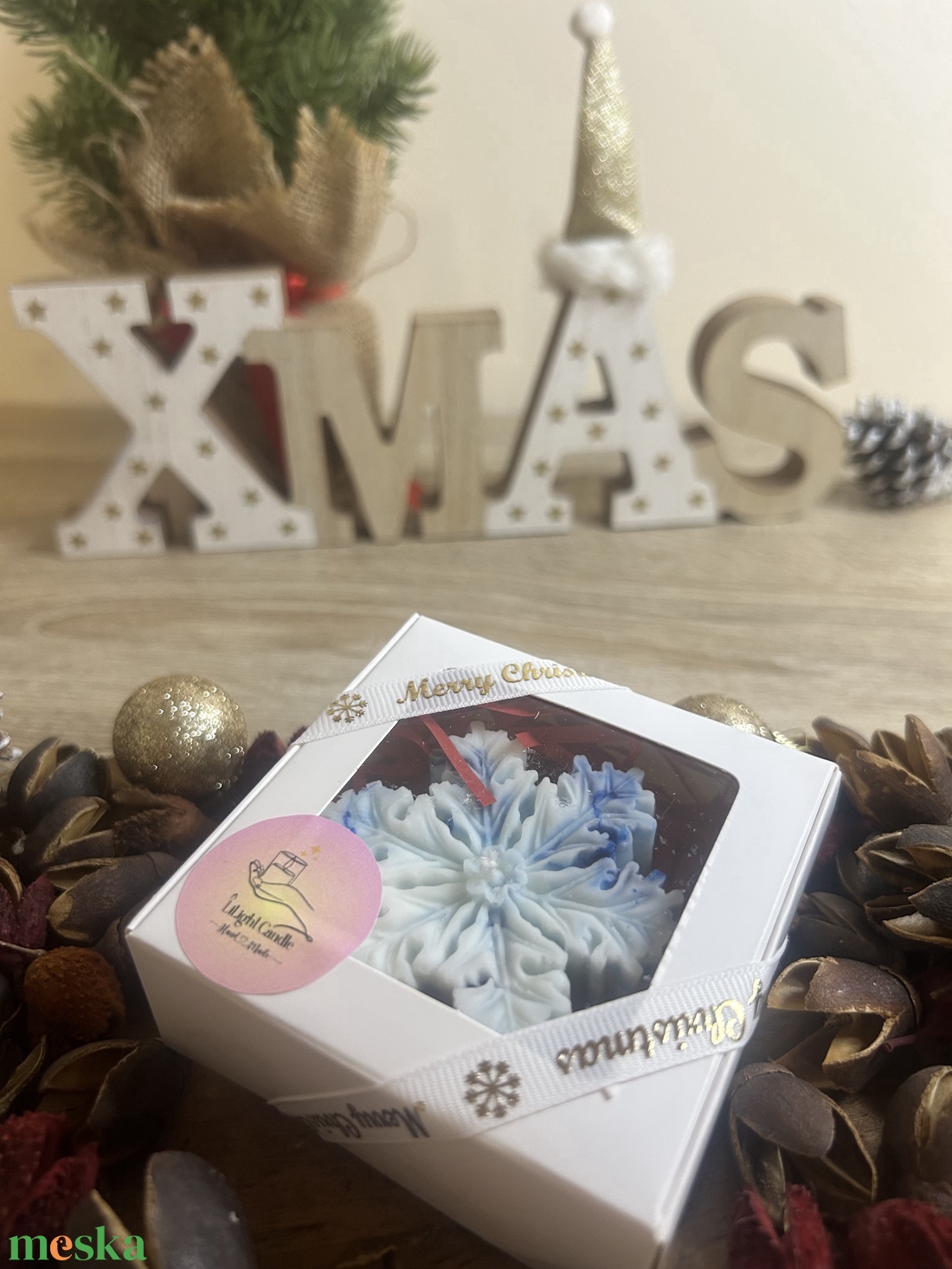 Hópehely alakú formagyertya díszdobozban - esküvő - dekoráció - gyertya & gyertyatartó - Meska.hu